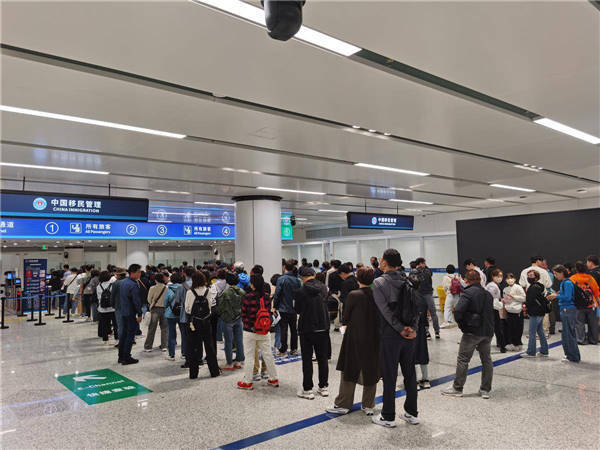 免签入境人次增长94% 三峡航空口岸国际“朋友圈”扩至35国